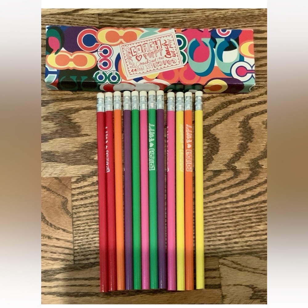 ✏️ COACH POPPY 12 PIECE PENCIL SET ✏️  NWT ✏️
